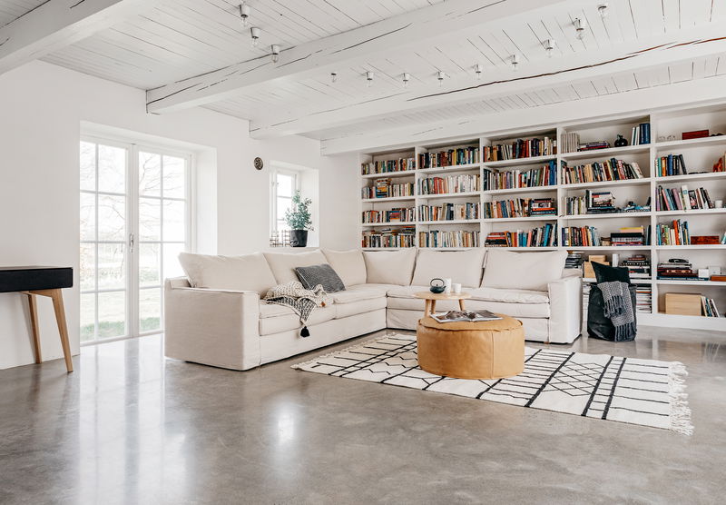 Kibo LC Sectional Sofa