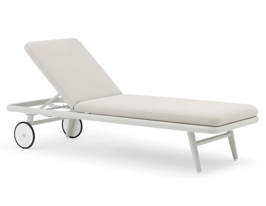 Silva Chaise Lounge