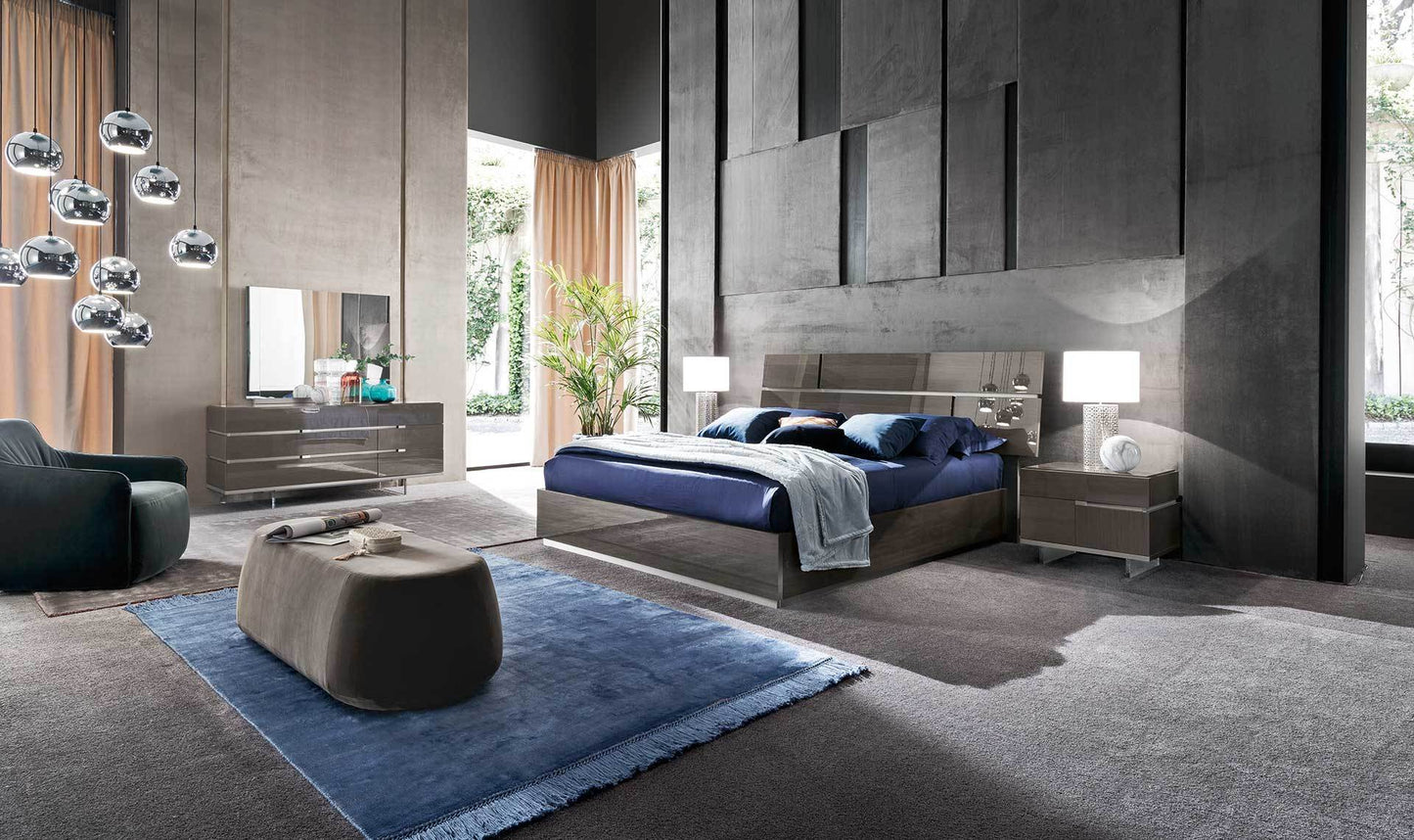 Grecia King Bed and 2 Night Stands