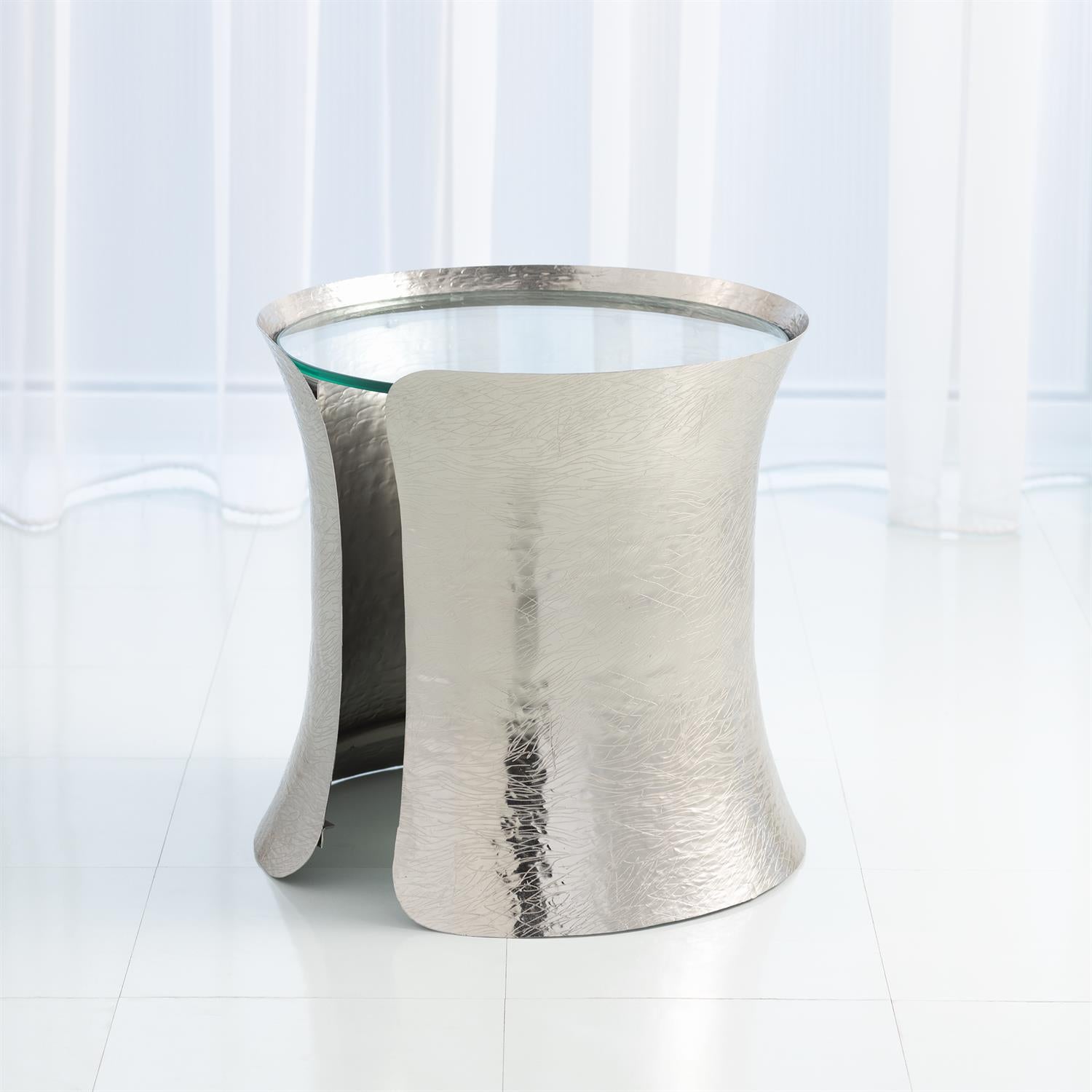 Cuff Side Table โ Antonini Modern Living