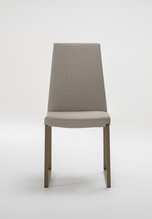 Curvo Dining Chair