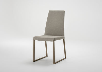 Curvo Dining Chair