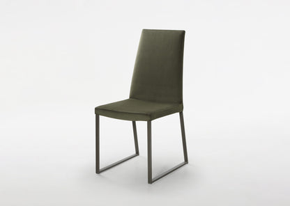 Curvo Dining Chair