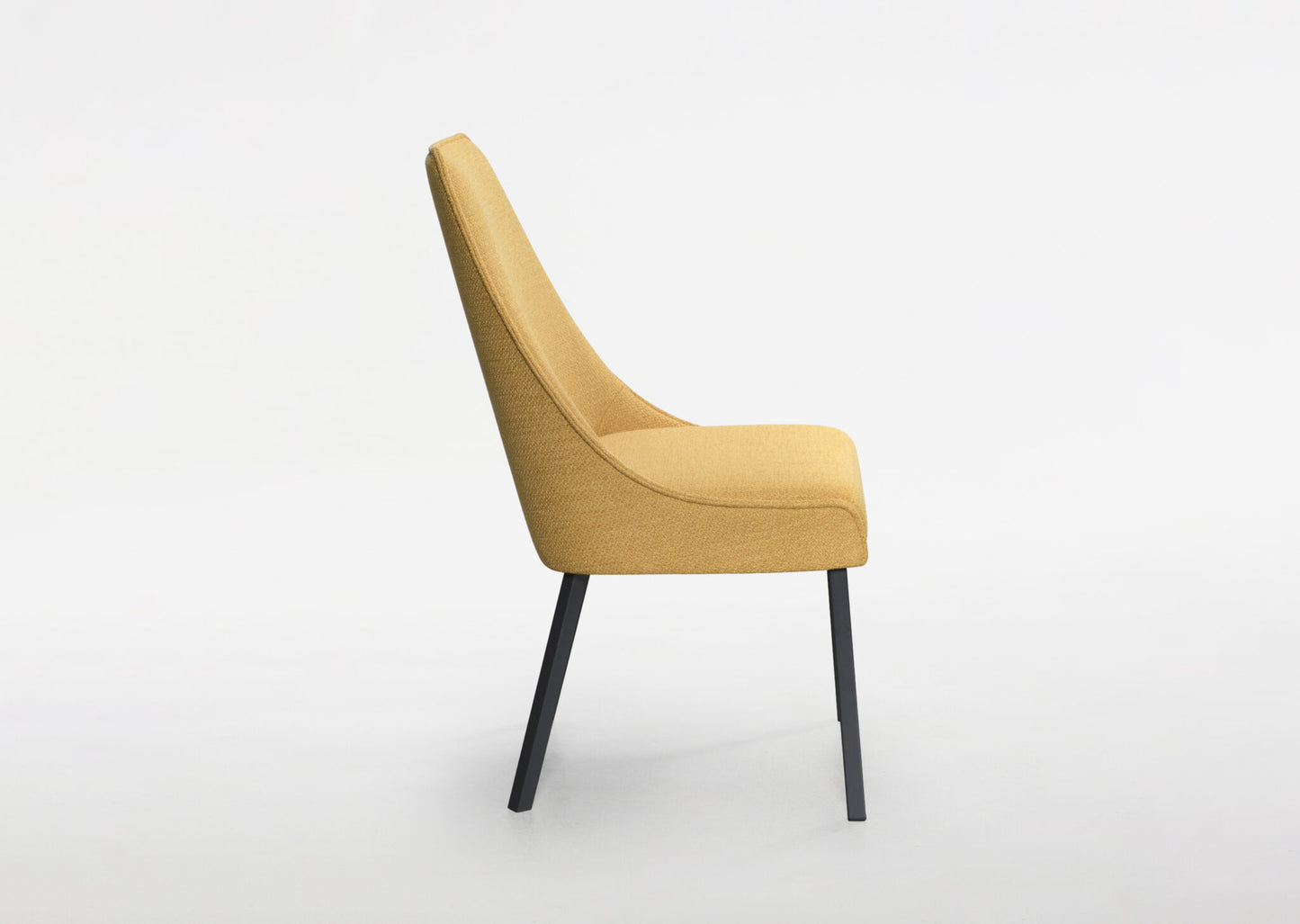 Sara I Plus Dining Chair