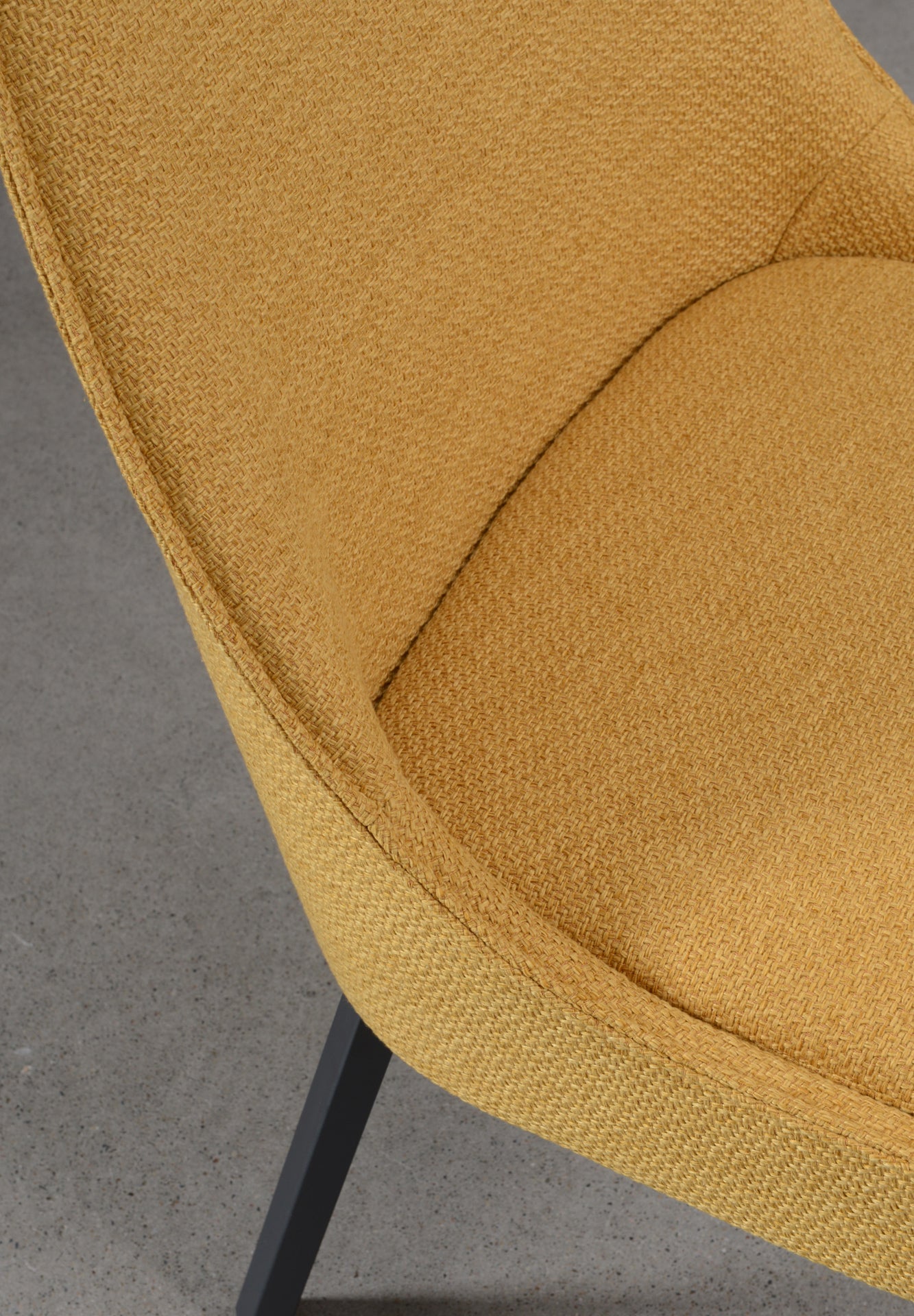 Sara II Plus Dining Chair