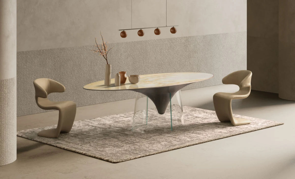 Calla Dining Table