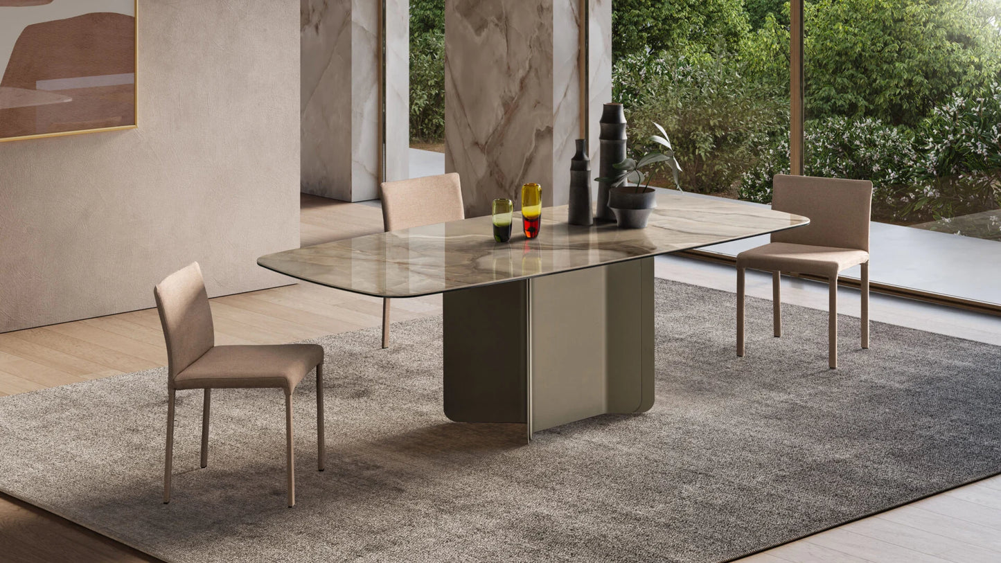 Corinto Dining Table
