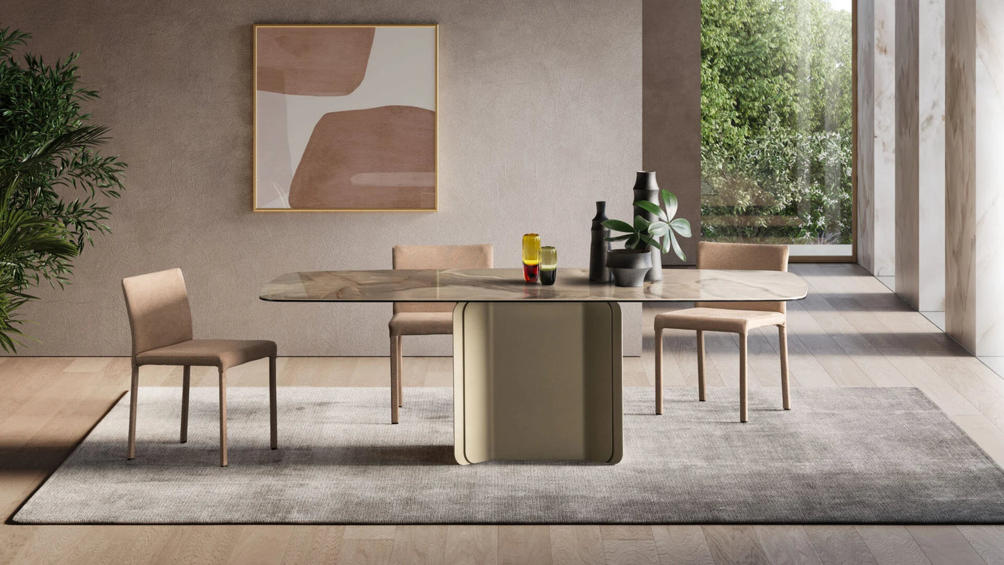 Corinto Dining Table