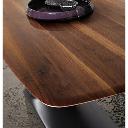 Zeta Dining Table
